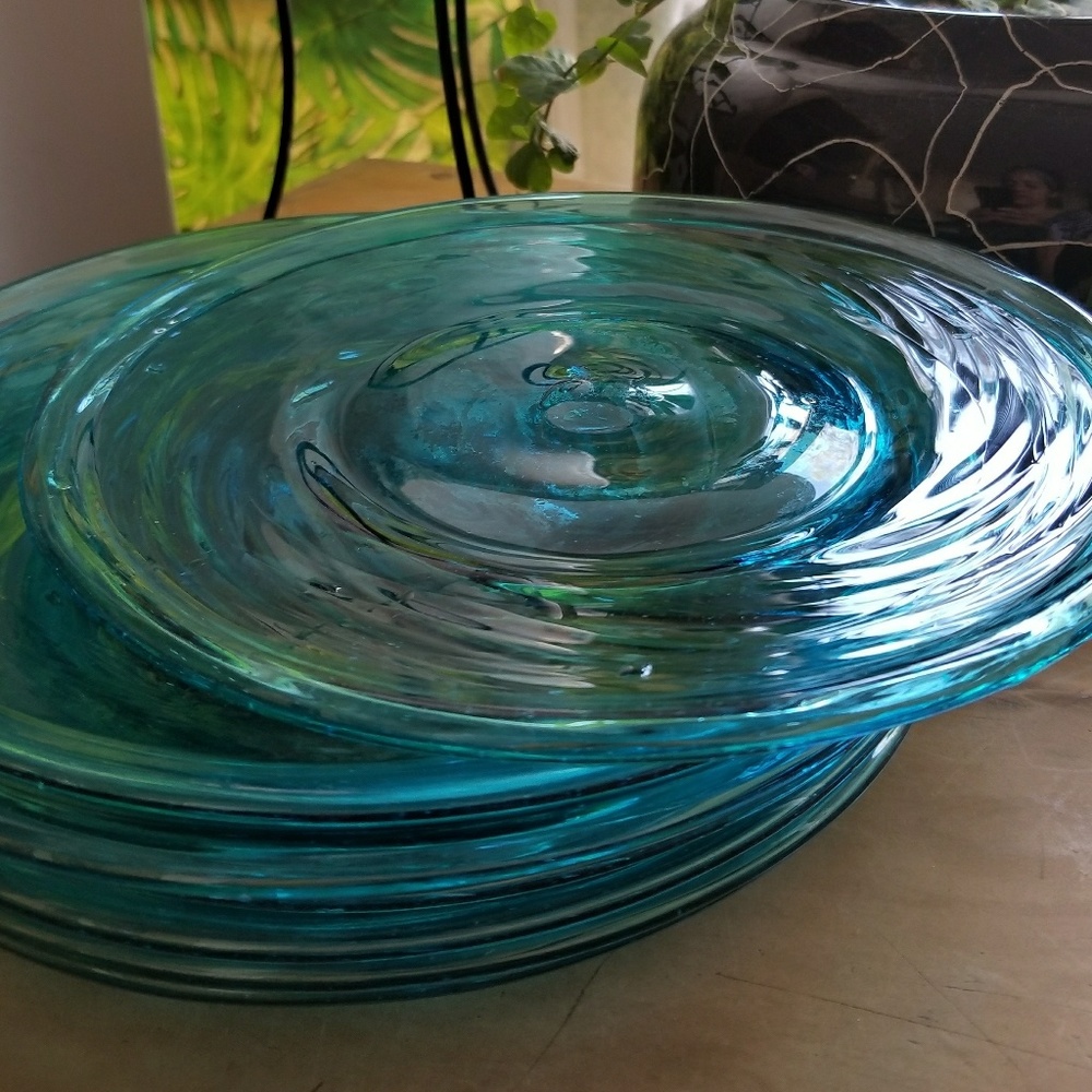 Vintage Hand Blown Swirl Glass plates with pontil - Picture 3 of 7